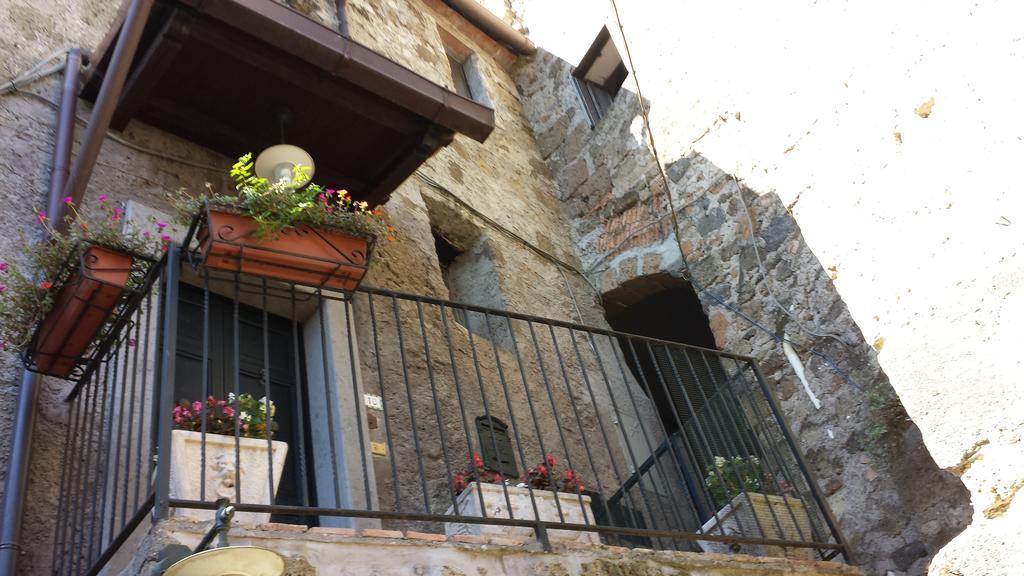 Casa Graziella Al Borgo Apartment Mazzano Romano Exterior photo